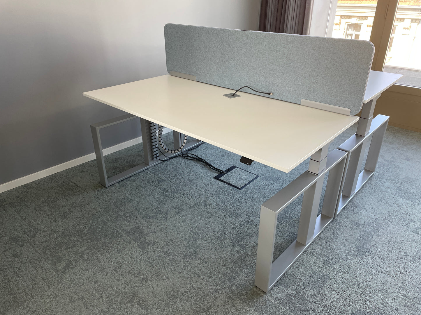 Schreibtisch Febrü, Höhenverstellbar