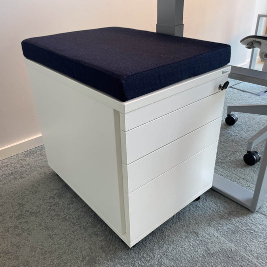 Rollcontainer, Febrü, Weiß, mit Kissen